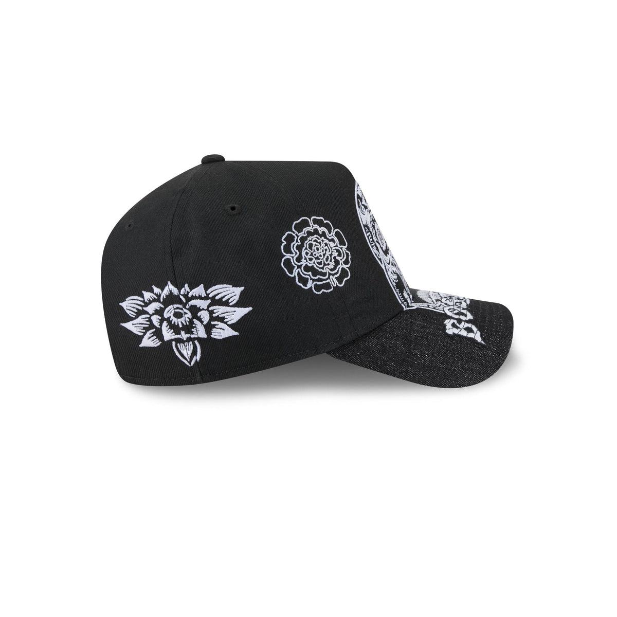 Boston Red Sox Day of the Dead Skull 9FORTY A-Frame Snapback Hat